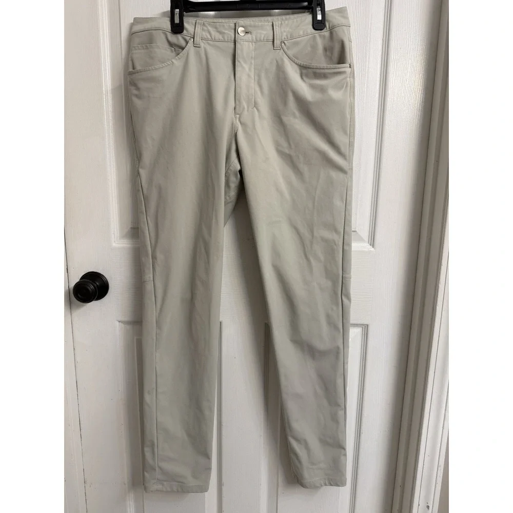 Lululemon Men 33 ABC Pants Cream Chino Classic Stretch Golf Preppy Travel Casual